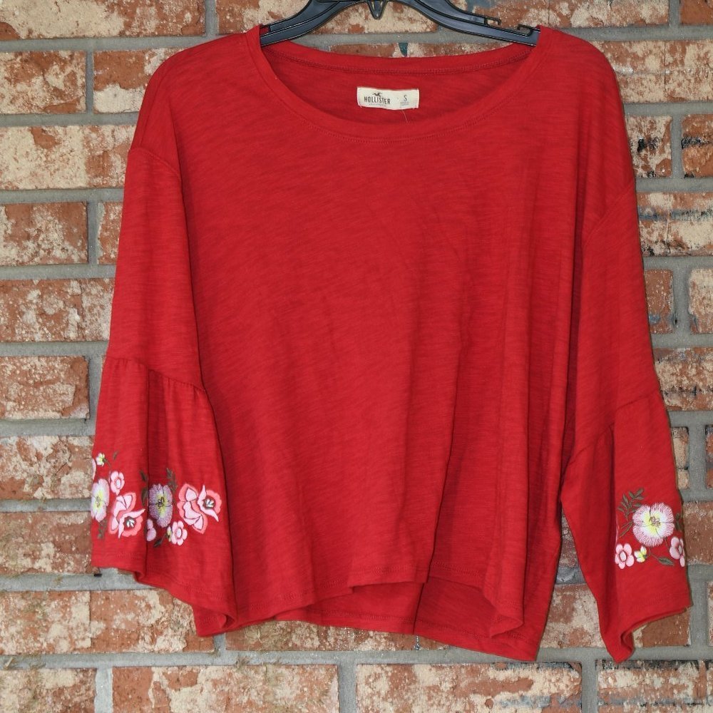 HOLLISTER Top - Picture 2 of 5